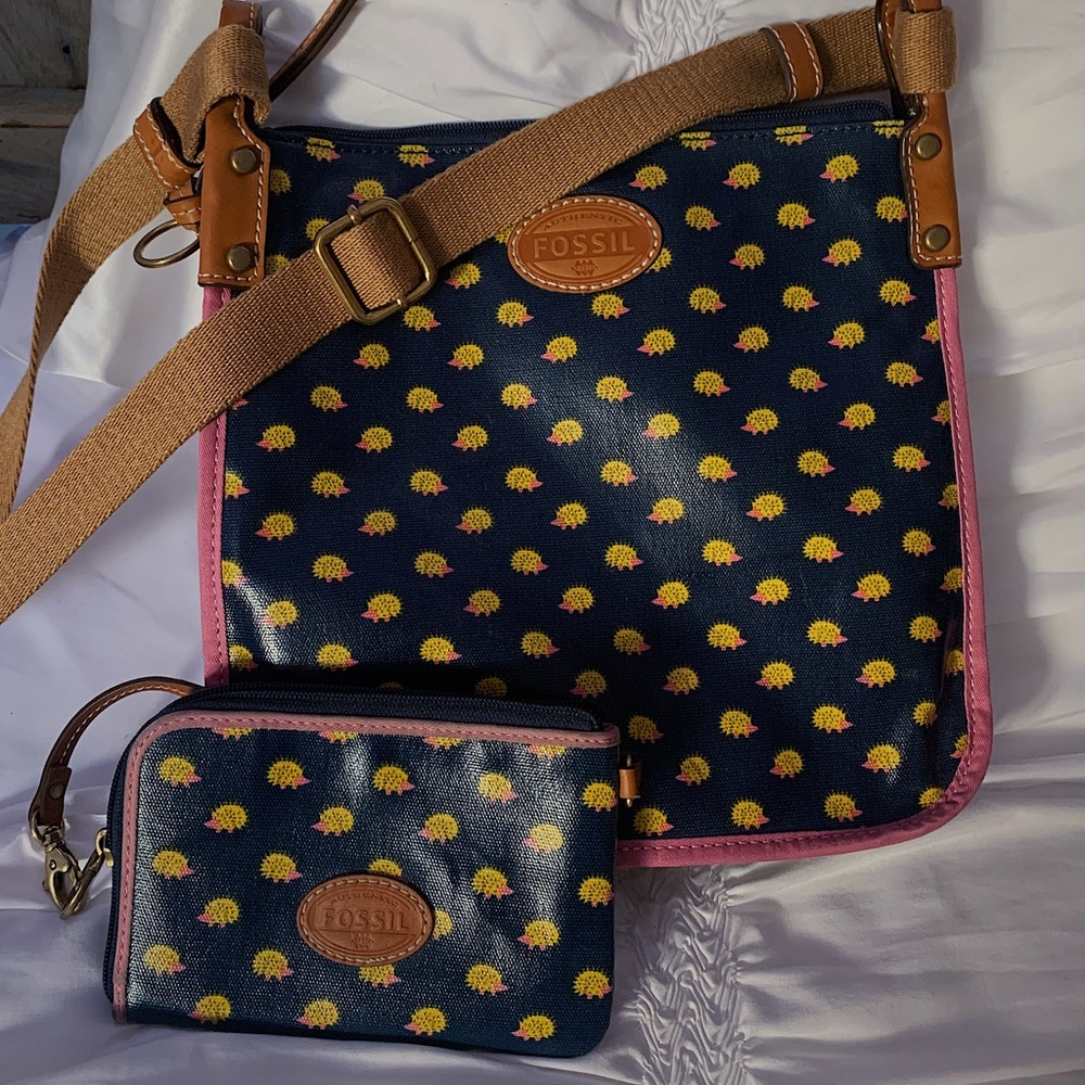 Fossil Hedgehog Pattern Crossbody Bag & Wallet